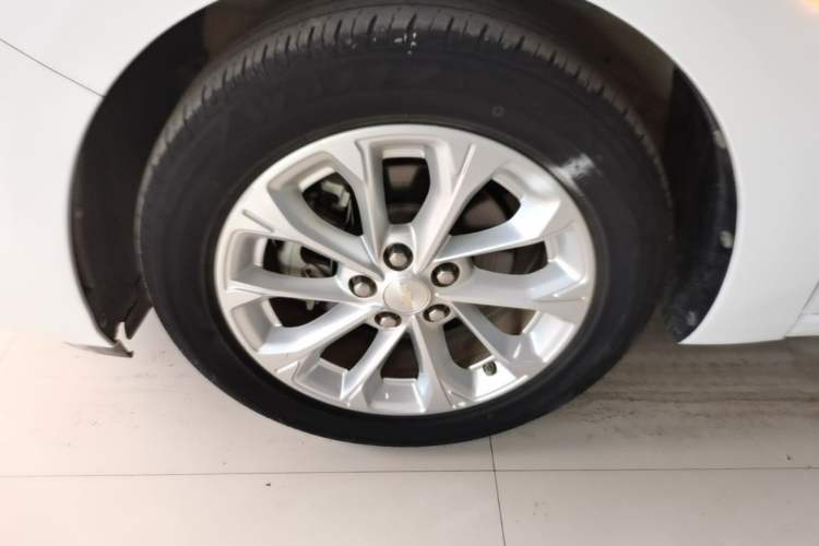 Used Chevrolet Monza 2023 1.5L Dual-Clutch Enjoyment Edition Left Front Wheel Hub