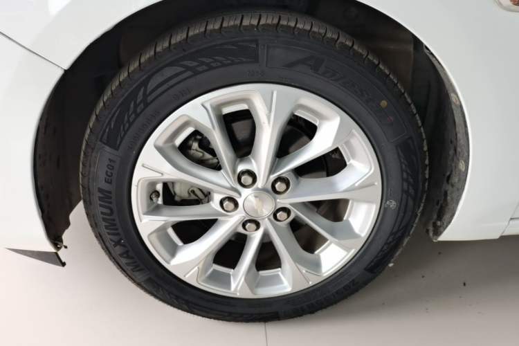 Used Chevrolet Monza 2023 1.5L Dual-Clutch Enjoyment Edition Left Front Wheel Hub