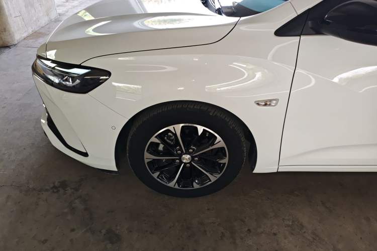 Used Chevrolet Monza 2023 1.3T Mild Hybrid Automatic Luxury Edition Left Front Wheel Hub