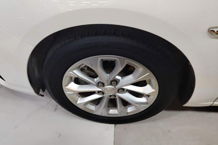 Used Chevrolet Monza 2023 1.5L Dual-Clutch Enjoyment Edition Left Front Wheel Hub