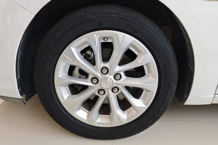 Used Chevrolet Monza 2023 1.5L Dual-Clutch Enjoyment Edition Left Front Wheel Hub