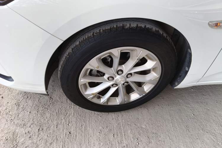 Used Chevrolet Monza 2023 1.5L Dual-Clutch Enjoyment Edition Left Front Wheel Hub