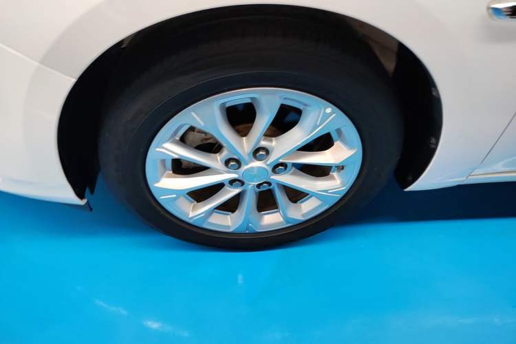 Used Chevrolet Monza 2023 1.5L Dual-Clutch Enjoyment Edition Left Front Wheel Hub