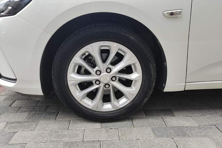 Used Chevrolet Monza 2023 1.5L Dual-Clutch Enjoyment Edition Left Front Wheel Hub