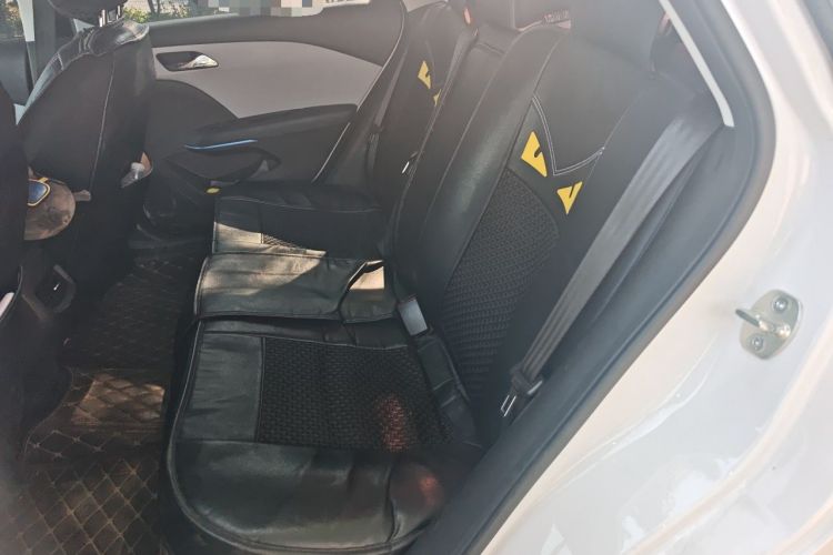 Used Chevrolet Monza 2023 1.5L Dual-Clutch Enjoyment Edition Left Rear Seat