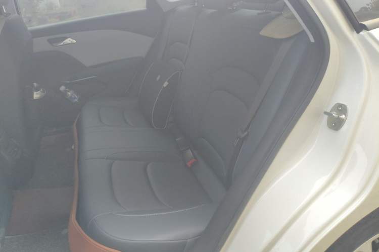 Used Chevrolet Monza 2023 1.5L Dual-Clutch Enjoyment Edition Left Rear Seat