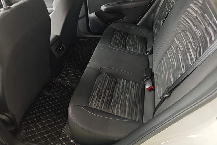 Used Chevrolet Monza 2023 1.5L Dual-Clutch Enjoyment Edition Left Rear Seat