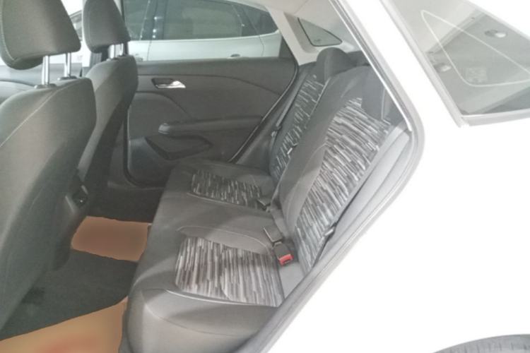 Used Chevrolet Monza 2023 1.5L Dual-Clutch Enjoyment Edition Left Rear Seat