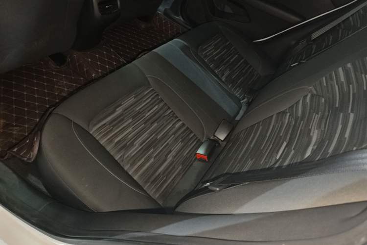 Used Chevrolet Monza 2023 1.5L Dual-Clutch Enjoyment Edition Left Rear Seat