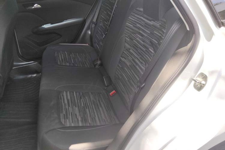 Used Chevrolet Monza 2023 1.5L Dual-Clutch Enjoyment Edition Left Rear Seat