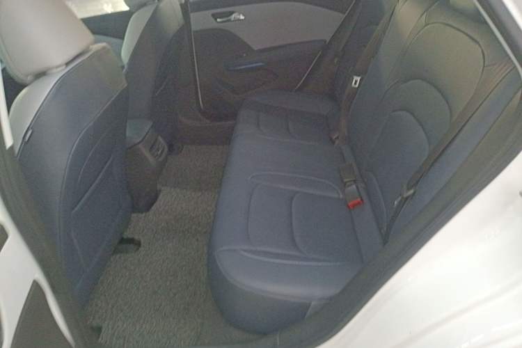 Used Chevrolet Monza 2023 1.5L Dual-Clutch Enjoyment Edition Left Rear Seat