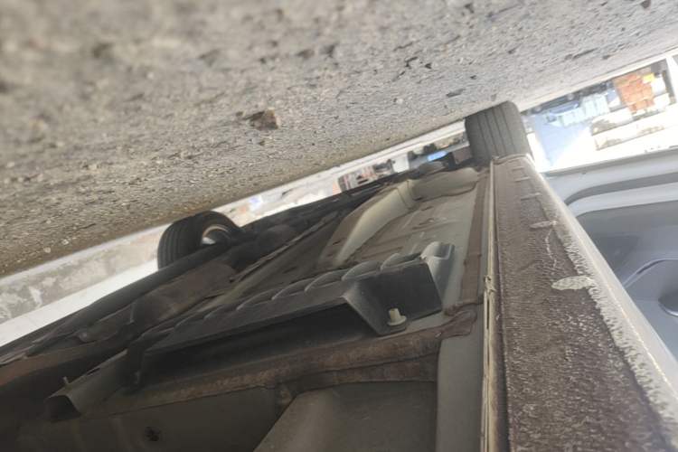 Used Chevrolet Monza 2023 1.5L Dual-Clutch Enjoyment Edition Left Side Sill