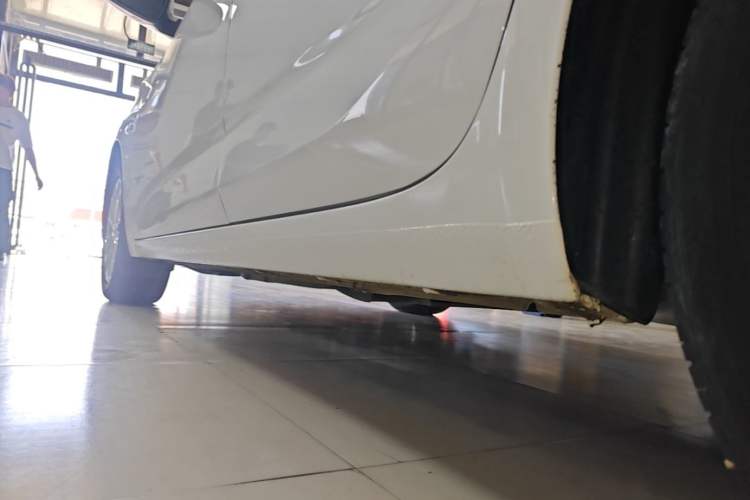 Used Chevrolet Monza 2023 1.5L Dual-Clutch WOW Enjoyment Edition Left Side Sill