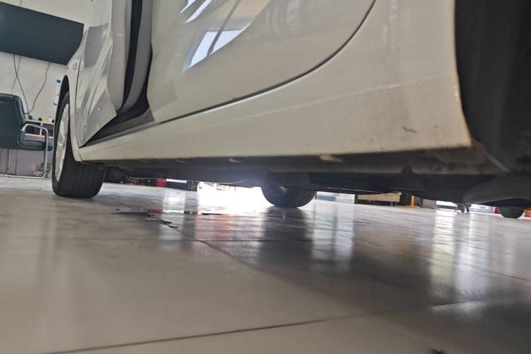 Used Chevrolet Monza 2023 1.5L Dual-Clutch Enjoyment Edition Left Side Sill