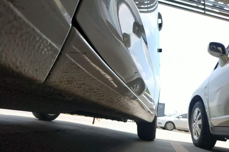 Used Chevrolet Monza 2023 1.5L Dual-Clutch Enjoyment Edition Left Side Sill