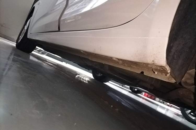 Used Chevrolet Monza 2023 1.5L Dual-Clutch Enjoyment Edition Left Side Sill