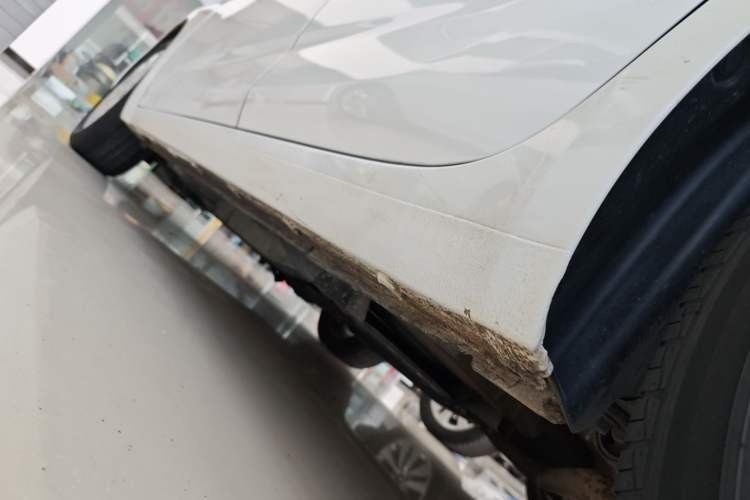 Used Chevrolet Monza 2023 1.5L Dual-Clutch Enjoyment Edition Left Side Sill