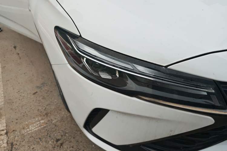 Used Chevrolet Monza 2023 1.5L Dual-Clutch Enjoyment Edition Right Front Headlight