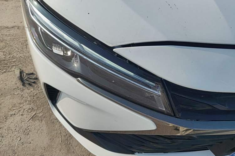 Used Chevrolet Monza 2023 1.5L Dual-Clutch Enjoyment Edition Right Front Headlight