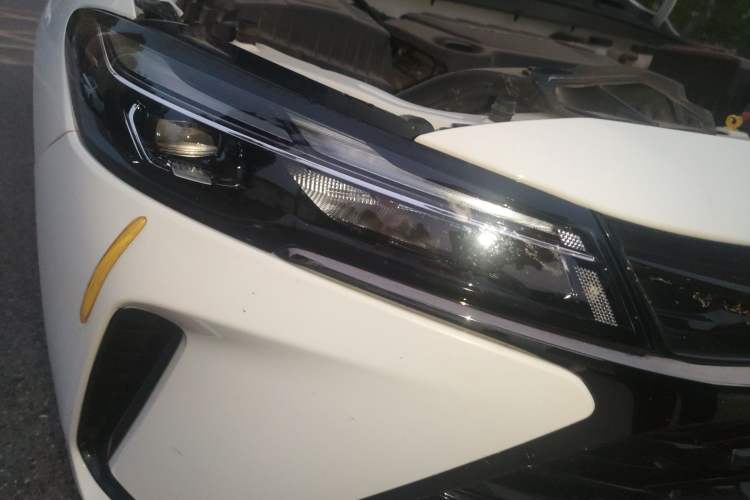 Used Chevrolet Monza 2023 1.5L Dual-Clutch Enjoyment Edition Right Front Headlight