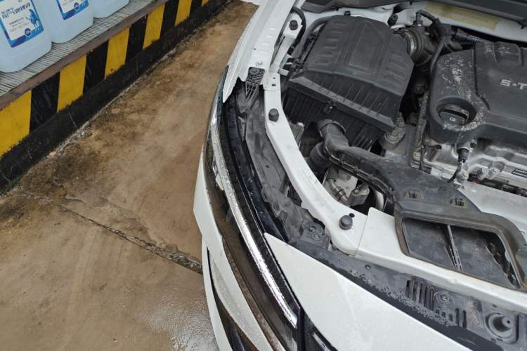 Used Chevrolet Monza 2023 1.5L Dual-Clutch Enjoyment Edition Right Front Headlight