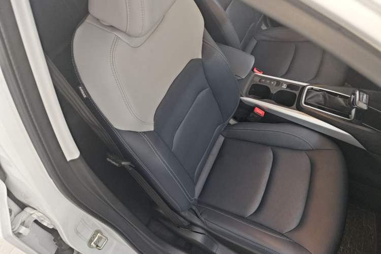 Used Chevrolet Monza 2023 1.5L Dual-Clutch Enjoyment Edition Right Front Seat