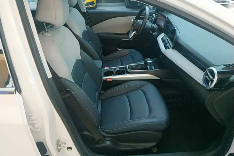 Used Chevrolet Monza 2023 1.5L Dual-Clutch Enjoyment Edition Right Front Seat