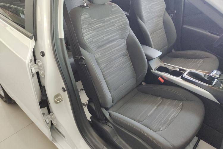 Used Chevrolet Monza 2023 1.5L Dual-Clutch Enjoyment Edition Right Front Seat