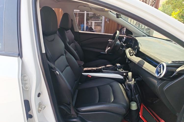 Used Chevrolet Monza 2023 1.3T Mild Hybrid Automatic Luxury Edition Right Front Seat