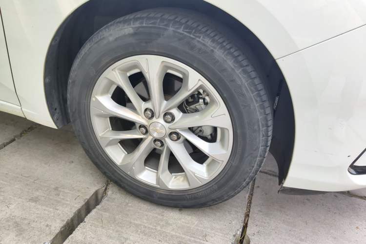 Used Chevrolet Monza 2023 1.5L Dual-Clutch Enjoyment Edition Right Front Wheel Hub