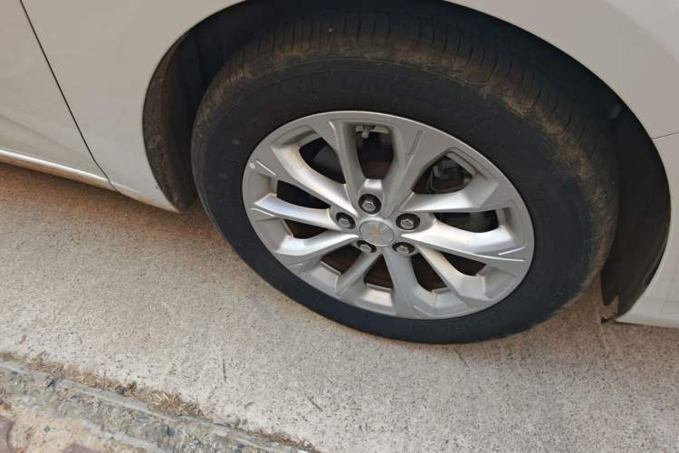 Used Chevrolet Monza 2023 1.5L Dual-Clutch Enjoyment Edition Right Front Wheel Hub
