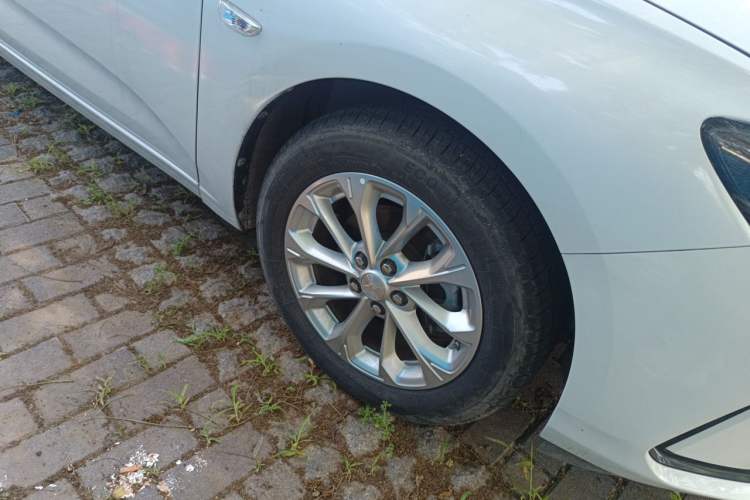 Used Chevrolet Monza 2023 1.5L Dual-Clutch Enjoyment Edition Right Front Wheel Hub