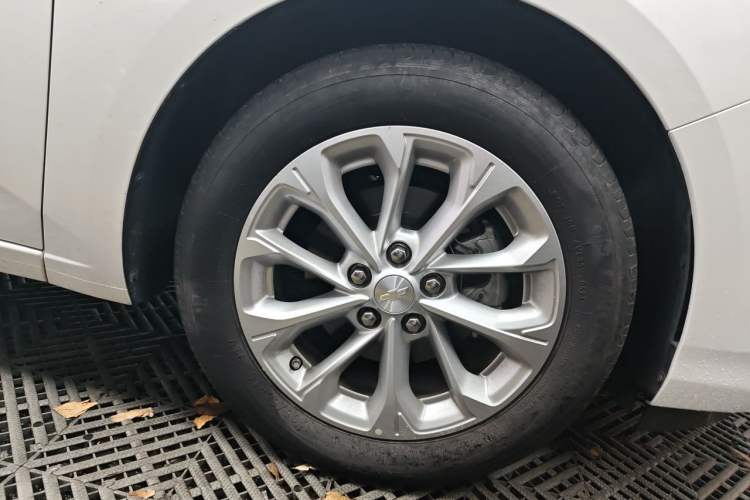 Used Chevrolet Monza 2023 1.5L Dual-Clutch Enjoyment Edition Right Front Wheel Hub