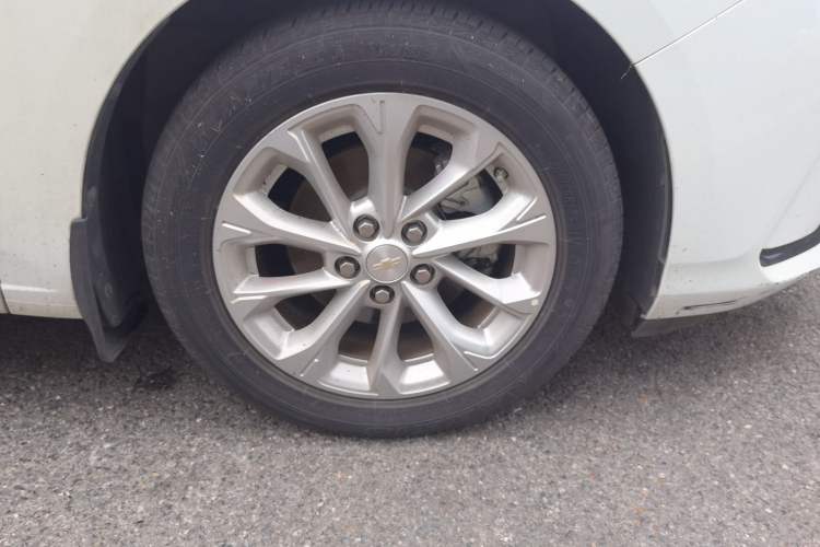 Used Chevrolet Monza 2023 1.5L Dual-Clutch Enjoyment Edition Right Front Wheel Hub