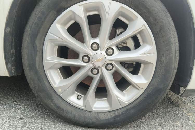 Used Chevrolet Monza 2023 1.5L Dual-Clutch Enjoyment Edition Right Front Wheel Hub