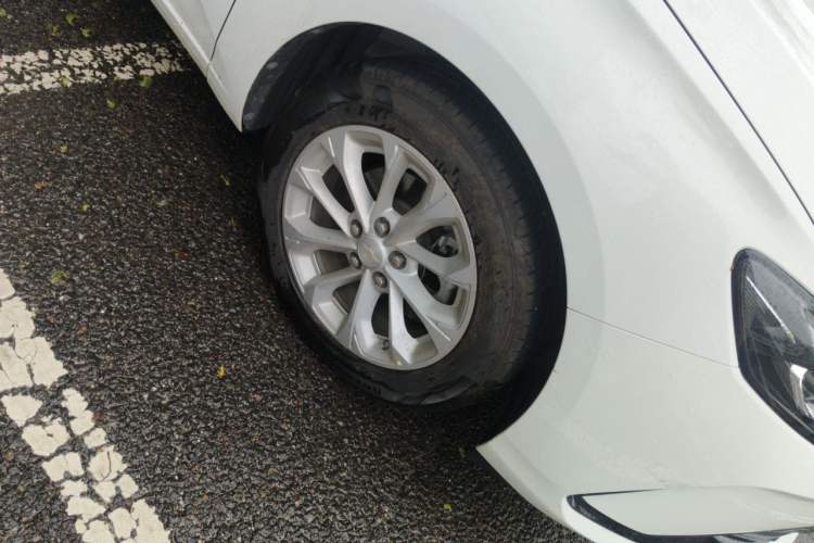 Used Chevrolet Monza 2023 1.5L Dual-Clutch Enjoyment Edition Right Front Wheel Hub