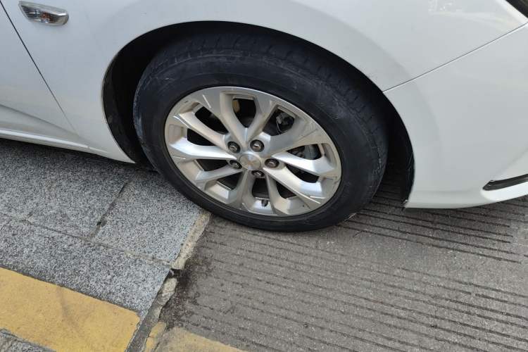 Used Chevrolet Monza 2023 1.5L Dual-Clutch Enjoyment Edition Right Front Wheel Hub