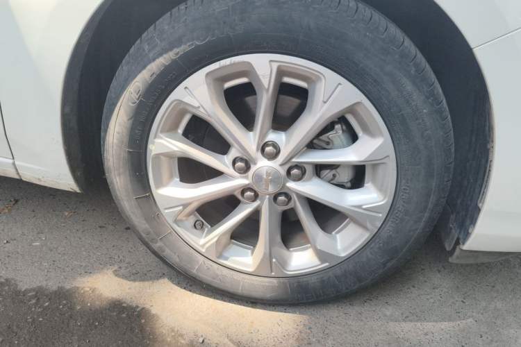 Used Chevrolet Monza 2023 1.5L Dual-Clutch Enjoyment Edition Right Front Wheel Hub