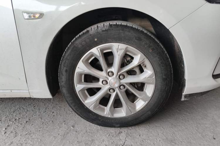 Used Chevrolet Monza 2023 1.5L Dual-Clutch Enjoyment Edition Right Front Wheel Hub