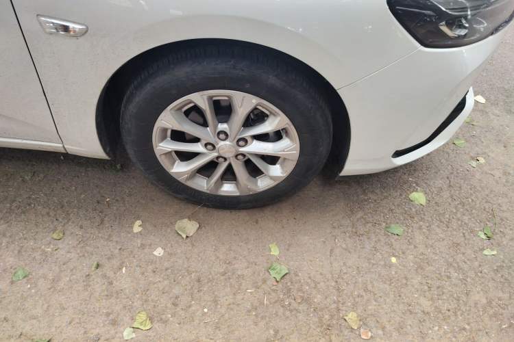 Used Chevrolet Monza 2023 1.5L Dual-Clutch Enjoyment Edition Right Front Wheel Hub