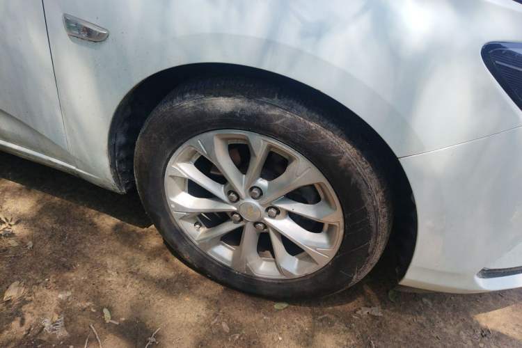 Used Chevrolet Monza 2023 1.5L Dual-Clutch Enjoyment Edition Right Front Wheel Hub