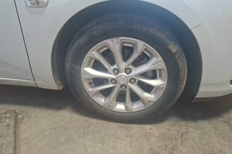 Used Chevrolet Monza 2023 1.5L Dual-Clutch Enjoyment Edition Right Front Wheel Hub
