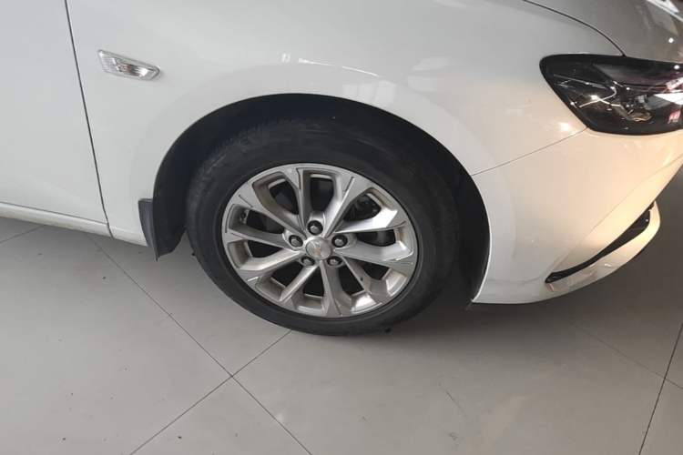 Used Chevrolet Monza 2023 1.5L Dual-Clutch Enjoyment Edition Right Front Wheel Hub