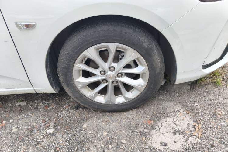 Used Chevrolet Monza 2023 1.5L Dual-Clutch Enjoyment Edition Right Front Wheel Hub