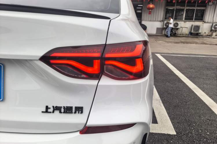 Used Chevrolet Monza 2023 1.3T Mild Hybrid Automatic Luxury Edition Right Rear Taillight