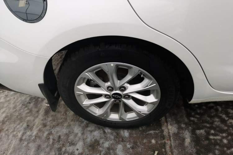Used Chevrolet Monza 2023 1.5L Dual-Clutch Enjoyment Edition Right Rear Wheel Hub