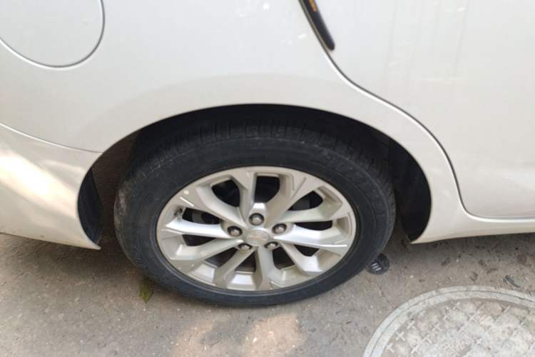 Used Chevrolet Monza 2023 1.5L Dual-Clutch Enjoyment Edition Right Rear Wheel Hub
