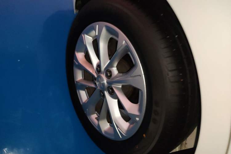 Used Chevrolet Monza 2023 1.5L Dual-Clutch Enjoyment Edition Right Rear Wheel Hub