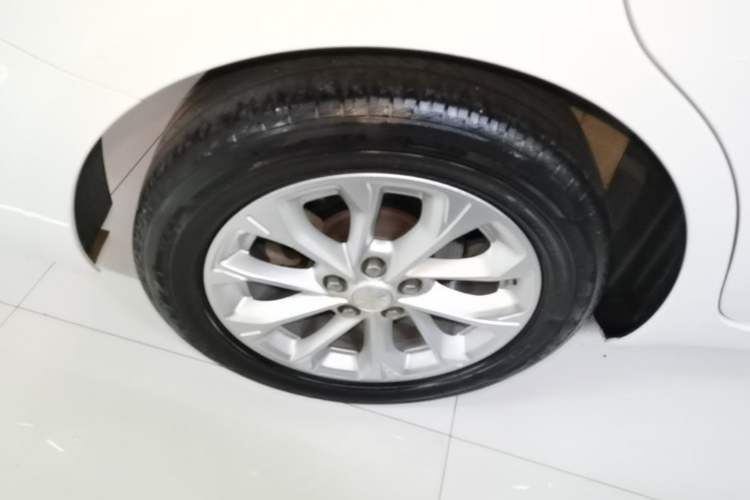 Used Chevrolet Monza 2023 1.5L Dual-Clutch Enjoyment Edition Right Rear Wheel Hub