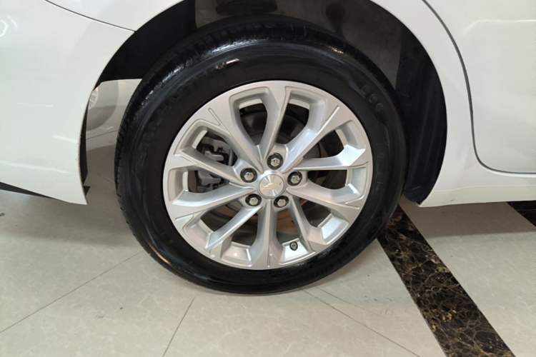 Used Chevrolet Monza 2023 1.5L Dual-Clutch Enjoyment Edition Right Rear Wheel Hub